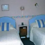 Grey Gables Otel
